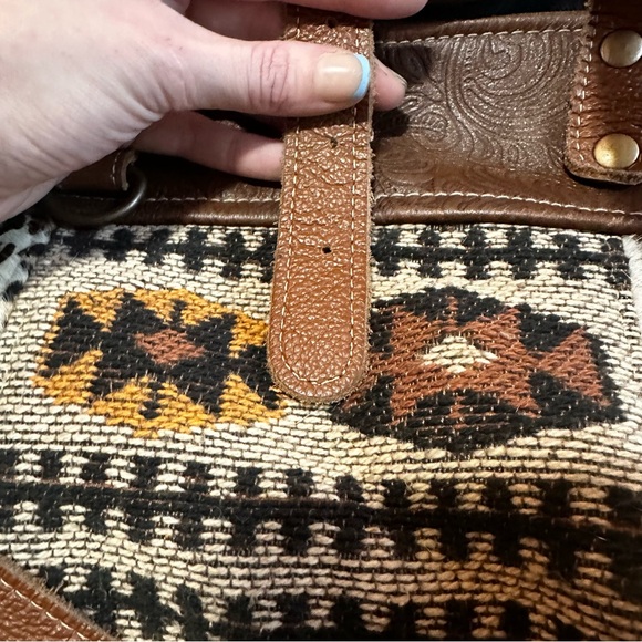 Myra weekender patchwork shoulder bag - Picture 9 of 12